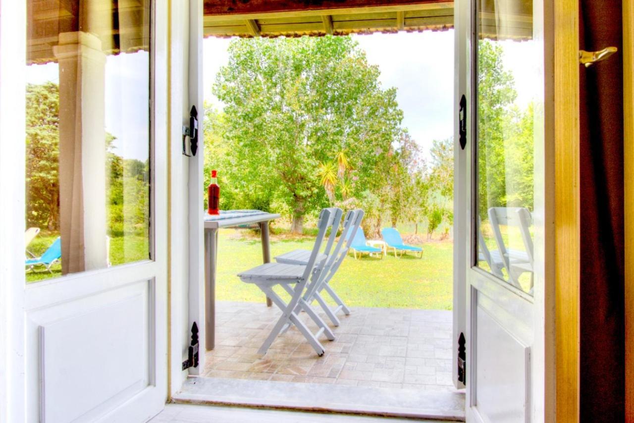 AstrakeriMarilenas Houseアパートメント エクステリア 写真