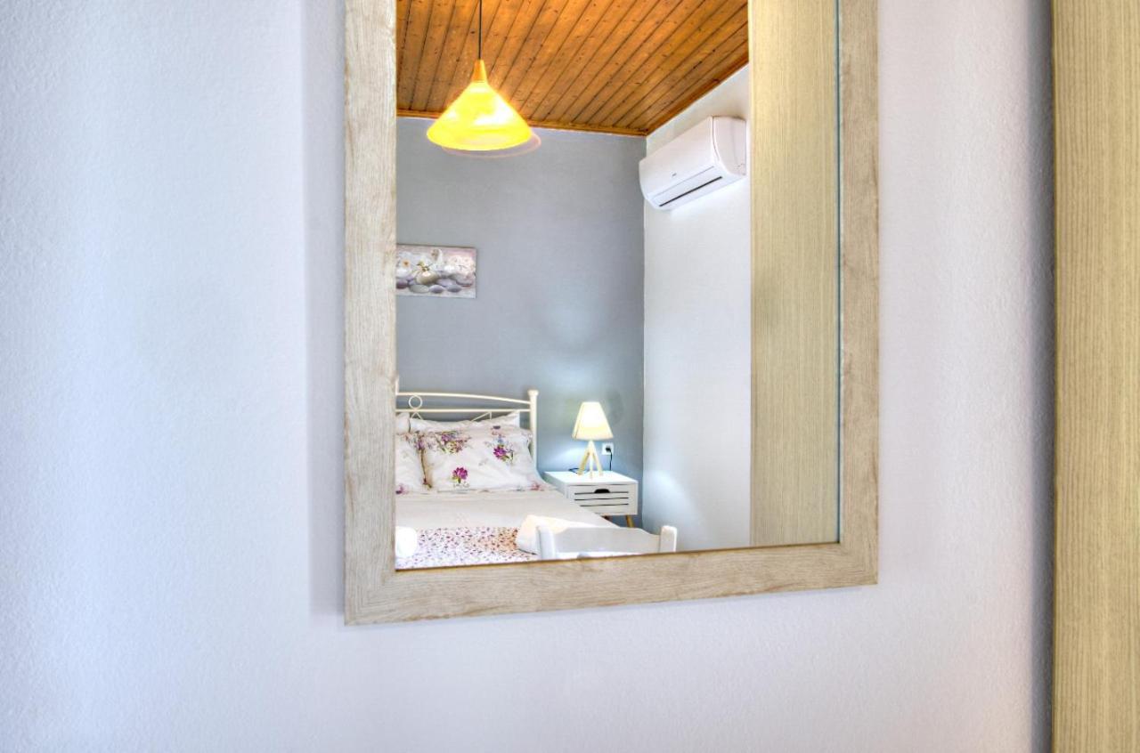 AstrakeriMarilenas Houseアパートメント エクステリア 写真