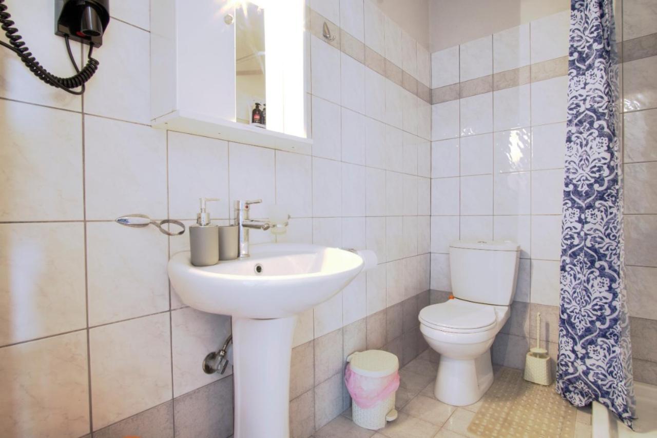 AstrakeriMarilenas Houseアパートメント エクステリア 写真